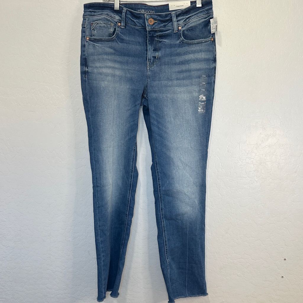 Nwt Maurices Women's Slim Boot Mid-Rise Blue Jeans Distress 14w Soft Plus Reg